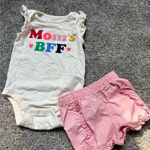 3/$15 GAP Baby Cream Bodysuit and Pink Shorts Set